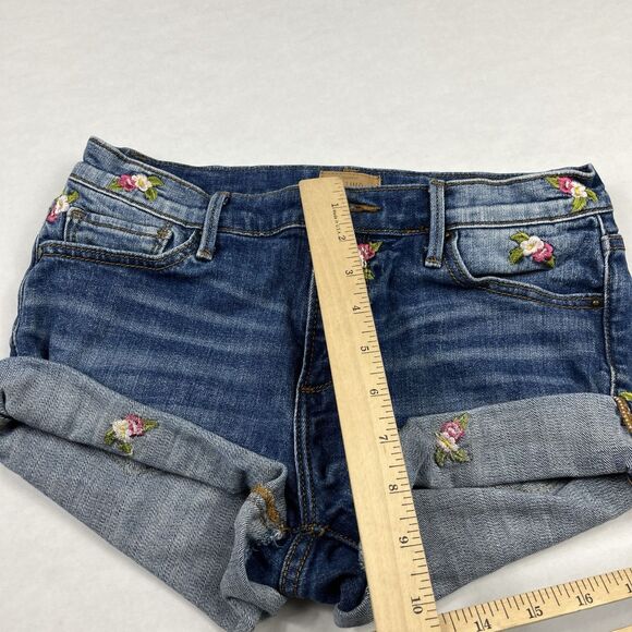Driftwood Embroidered Denim Shorts Rolled Cuff Boho Festival Jean Shorts Size 26 - Picture 5 of 10